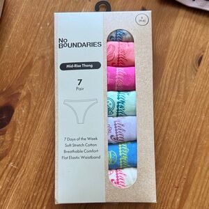 No Boundaries Bright Multi-Color 7-Pack Mid-Rise Thongs